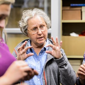 University of the Witwatersrand archeologist Kathleen Kuman introduces students from a visiting UW–Madison-led archaeological field school to stone-tool artifacts
